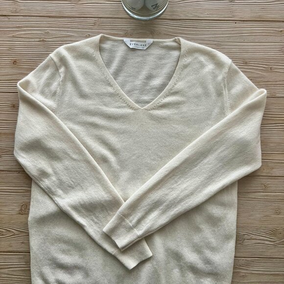 Everlane 100% Cashmere V-Neck Sweater – Ivory | Oversized Fit | M - Picture 3 of 6